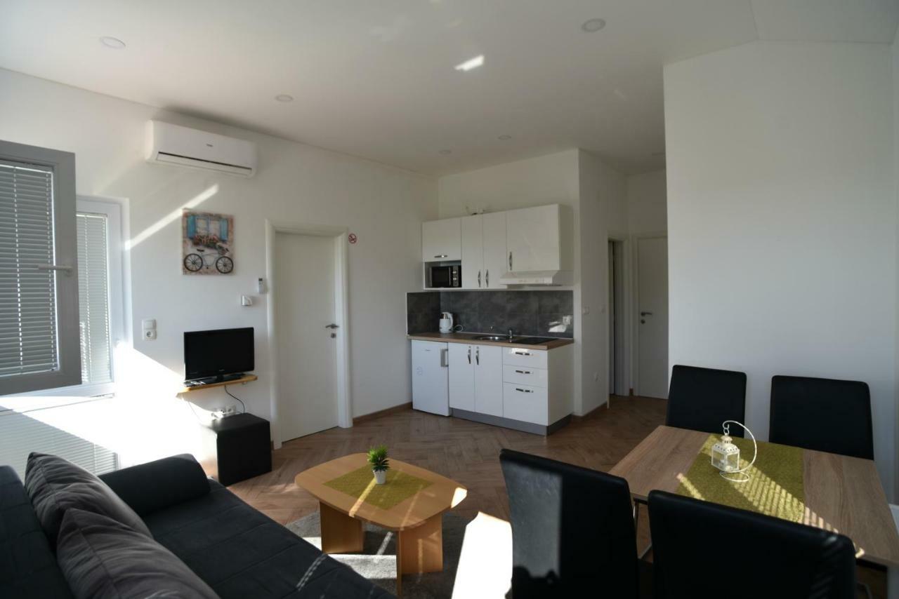 Apartments Armando Zadar Luaran gambar